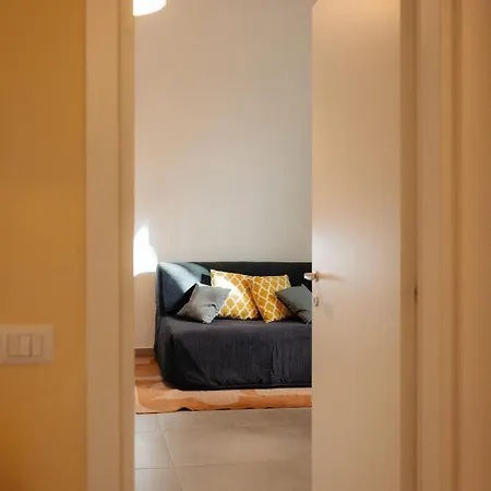 Faboulhouse: Zona Arenella/vomero. Apartament